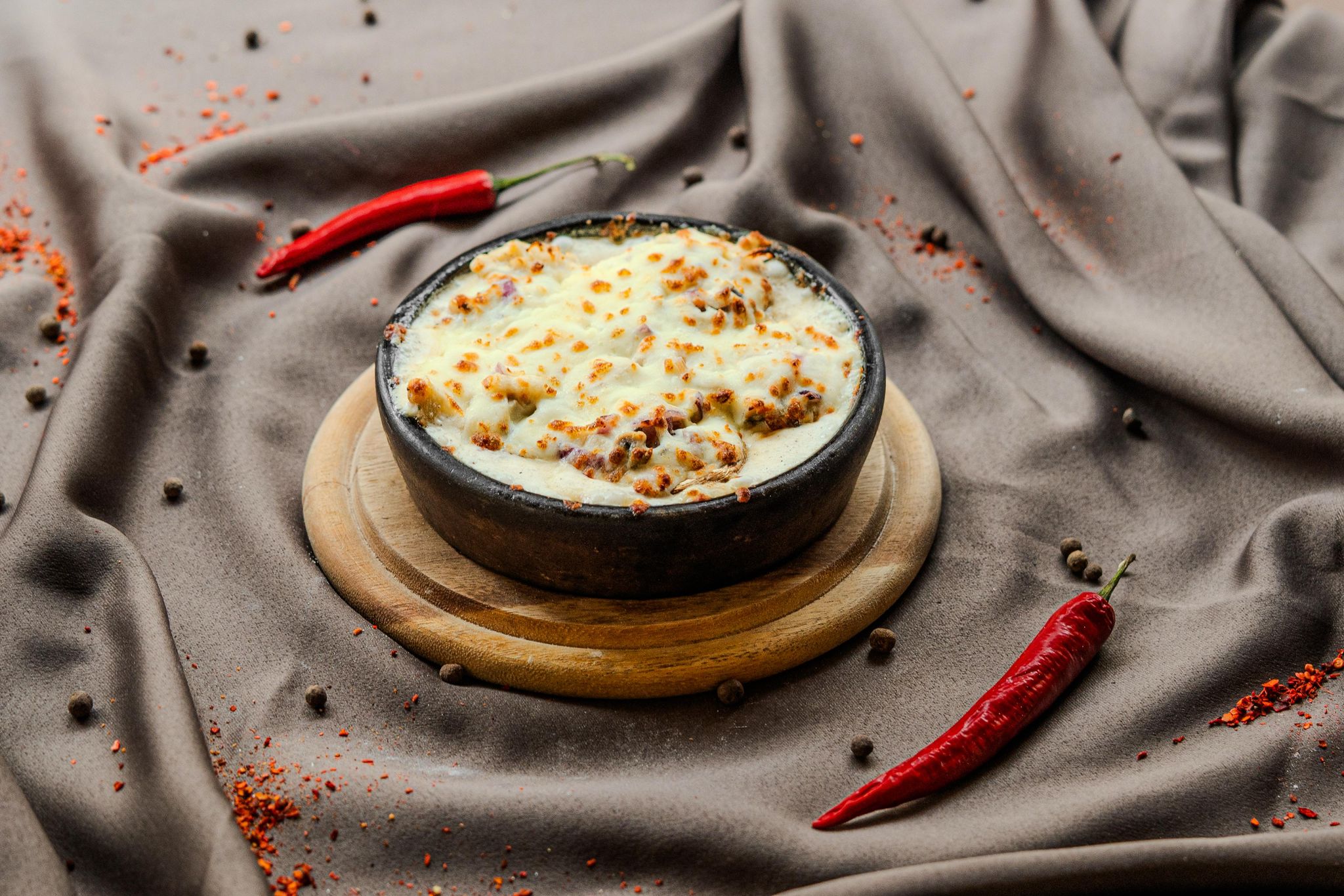 Funghi al forno con crosta di formaggio